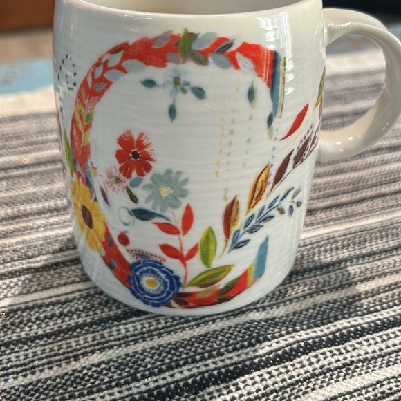 Anthropologie Petal Palette Monogram C Mug Cup 14 oz Starla M. Halfmann Floral - Picture 3 of 7